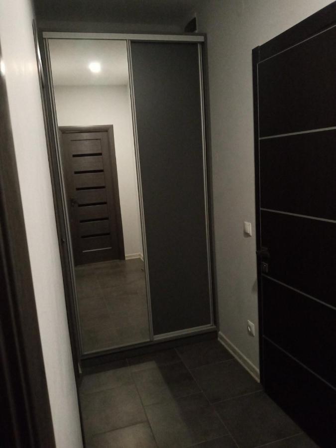 Апартаменты Weekend Inn Użhorod Zewnętrze zdjęcie